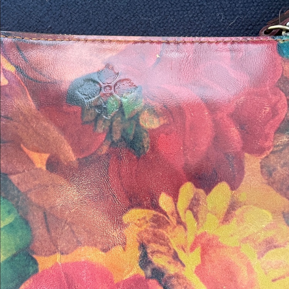 Patricia Nash Leather Wristlet.  New with tags - Picture 2 of 7